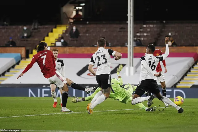 Fulham 1-2 Man Utd: Pogba tỏa sáng, Manchester United trở lại ngôi đầu - Ảnh 3.