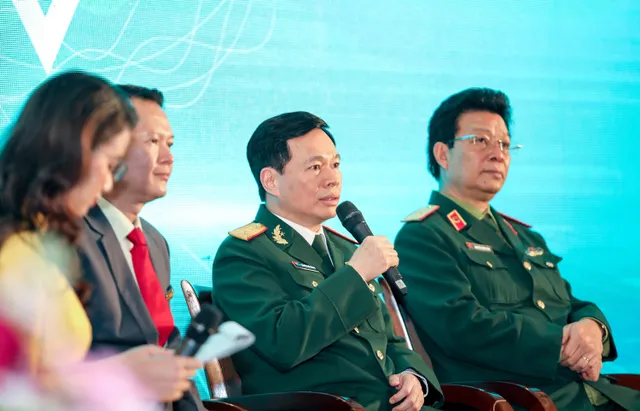 Toàn cảnh Lễ công bố Hệ sinh thái VTV Sức khỏe và giao lưu Dấu ấn Y tế 2020 - Ảnh 9. Toàn cảnh Lễ công bố Hệ sinh thái VTV Sức khỏe và giao lưu Dấu ấn Y tế 2020 - Ảnh 9.