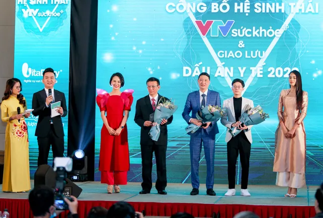 Toàn cảnh Lễ công bố Hệ sinh thái VTV Sức khỏe và giao lưu Dấu ấn Y tế 2020 - Ảnh 13. Toàn cảnh Lễ công bố Hệ sinh thái VTV Sức khỏe và giao lưu Dấu ấn Y tế 2020 - Ảnh 13.