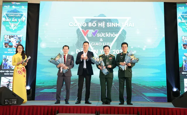 Toàn cảnh Lễ công bố Hệ sinh thái VTV Sức khỏe và giao lưu Dấu ấn Y tế 2020 - Ảnh 10. Toàn cảnh Lễ công bố Hệ sinh thái VTV Sức khỏe và giao lưu Dấu ấn Y tế 2020 - Ảnh 10.