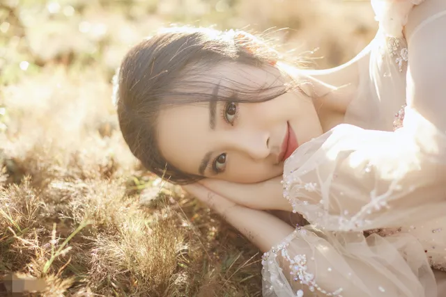 Ảnh cưới tại Đà Lạt ngọt hơn mật của Á hậu Thúy An - Ảnh 3. Ảnh cưới tại Đà Lạt ngọt hơn mật của Á hậu Thúy An - Ảnh 3.