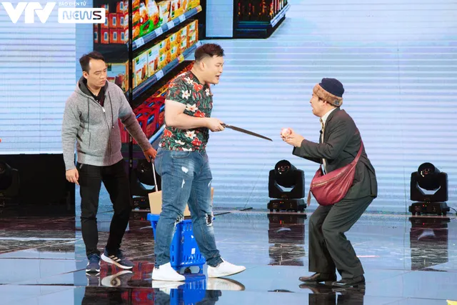 Vân Dung phát điên vì Quang Thắng tại Gala cười 2021 - Ảnh 2. Vân Dung phát điên vì Quang Thắng tại Gala cười 2021 - Ảnh 2.