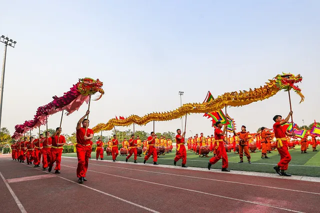 Màn trống hội quy mô chưa từng có chào mừng thành công Đại hội Đảng lần thứ XIII - Ảnh 3.