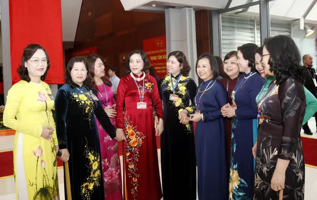 ẢNH: 222 nữ đại biểu tham dự Đại hội XIII của Đảng - Ảnh 12. ẢNH: 222 nữ đại biểu tham dự Đại hội XIII của Đảng - Ảnh 12.
