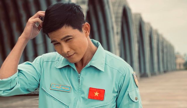 Diễn viên Quang Sự cực ngầu trong phim Tết của VTV - Ảnh 3.