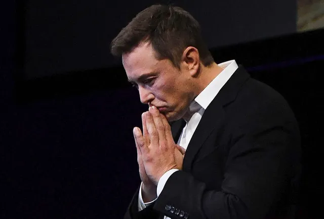 Elon Musk: Từ một đứa trẻ bị bắt nạt, nguồn cảm hứng cho Iron man, đến người giàu nhất hành tinh - Ảnh 3. Elon Musk: Từ một đứa trẻ bị bắt nạt, nguồn cảm hứng cho Iron man, đến người giàu nhất hành tinh - Ảnh 3.