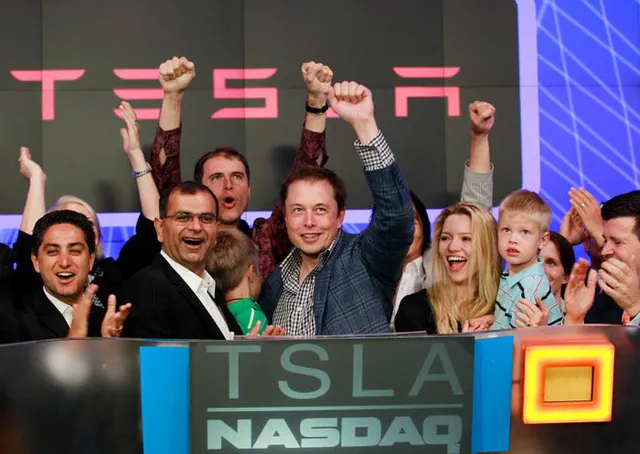 Elon Musk: Từ một đứa trẻ bị bắt nạt, nguồn cảm hứng cho Iron man, đến người giàu nhất hành tinh - Ảnh 22. Elon Musk: Từ một đứa trẻ bị bắt nạt, nguồn cảm hứng cho Iron man, đến người giàu nhất hành tinh - Ảnh 22.