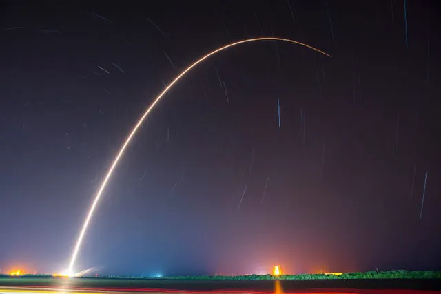 Elon Musk: Từ một đứa trẻ bị bắt nạt, nguồn cảm hứng cho Iron man, đến người giàu nhất hành tinh - Ảnh 24. Elon Musk: Từ một đứa trẻ bị bắt nạt, nguồn cảm hứng cho Iron man, đến người giàu nhất hành tinh - Ảnh 24.