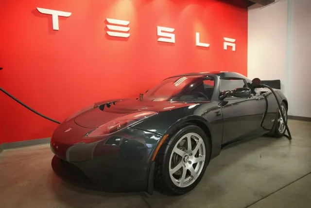 Elon Musk: Từ một đứa trẻ bị bắt nạt, nguồn cảm hứng cho Iron man, đến người giàu nhất hành tinh - Ảnh 17. Elon Musk: Từ một đứa trẻ bị bắt nạt, nguồn cảm hứng cho Iron man, đến người giàu nhất hành tinh - Ảnh 17.
