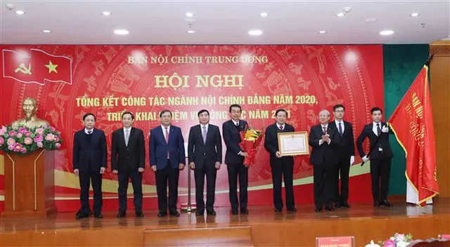 Thường trực Ban Bí thư: Đẩy nhanh tiến độ điều tra, xử lý nghiêm các vụ án tham nhũng - Ảnh 2.