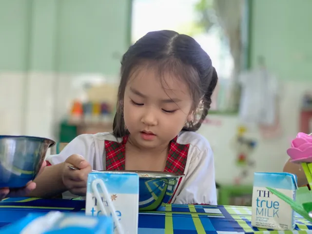 ‘Sức khỏe và trí tuệ trẻ em hôm nay là sức mạnh dân tộc ngày mai’ - Ảnh 3. ‘Sức khỏe và trí tuệ trẻ em hôm nay là sức mạnh dân tộc ngày mai’ - Ảnh 3.
