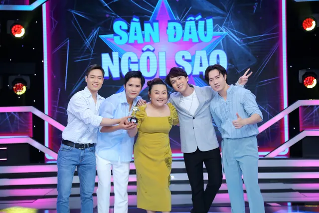 Sàn đấu ngôi sao: Công chúa cải lương Phạm Huyền Trâm chao đảo trước ba chàng soái ca - Ảnh 5. Sàn đấu ngôi sao: Công chúa cải lương Phạm Huyền Trâm chao đảo trước ba chàng soái ca - Ảnh 5.