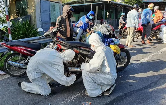 Hàng loạt địa phương chủ động đón và hỗ trợ người dân trở về quê - Ảnh 1. Hàng loạt địa phương chủ động đón và hỗ trợ người dân trở về quê - Ảnh 1.