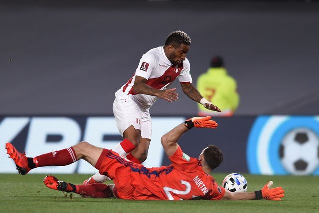 Messi im tiếng, Argentina thắng nhọc nhằn Peru - Ảnh 2.