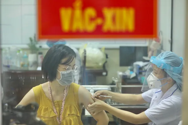 Doanh nghiệp Việt vượt bão COVID-19: Khi gian nan tỏ mặt anh hào - Ảnh 4. Doanh nghiệp Việt vượt bão COVID-19: Khi gian nan tỏ mặt anh hào - Ảnh 4.