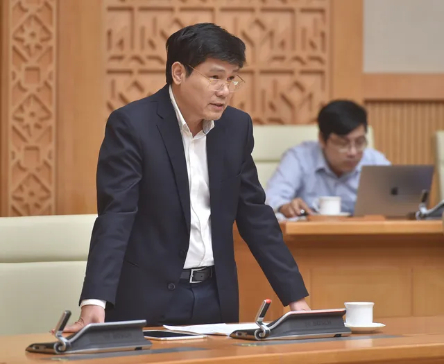 Phó Thủ tướng Lê Văn Thành: Mở rộng vận tải hành khách, đẩy nhanh phục hồi sản xuất kinh doanh - Ảnh 1.