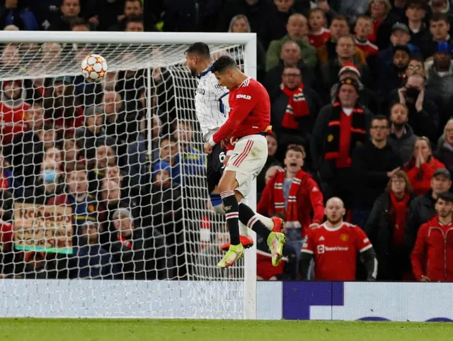 Ronaldo ghi bàn, Man Utd ngược dòng ngoạn mục trước Atalanta - Ảnh 6. Ronaldo ghi bàn, Man Utd ngược dòng ngoạn mục trước Atalanta - Ảnh 6.