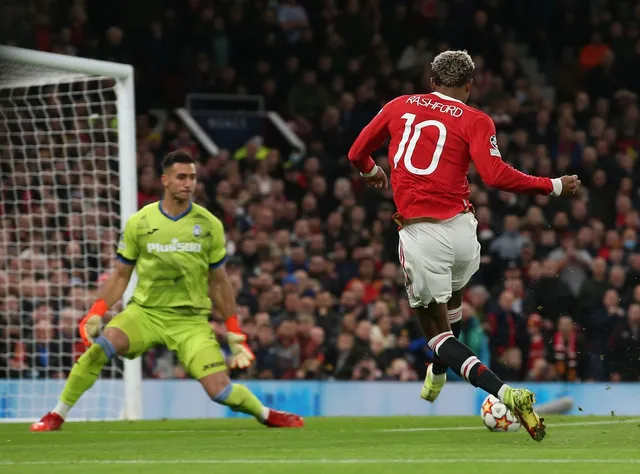 Ronaldo ghi bàn, Man Utd ngược dòng ngoạn mục trước Atalanta - Ảnh 4. Ronaldo ghi bàn, Man Utd ngược dòng ngoạn mục trước Atalanta - Ảnh 4.