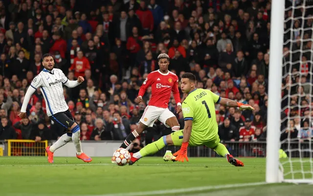 Ronaldo ghi bàn, Man Utd ngược dòng ngoạn mục trước Atalanta - Ảnh 3. Ronaldo ghi bàn, Man Utd ngược dòng ngoạn mục trước Atalanta - Ảnh 3.