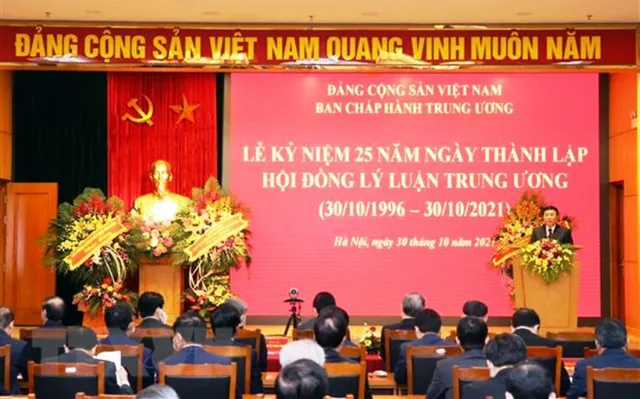 Hội đồng Lý luận Trung ương đã khẳng định vai trò, vị thế trong chặng đường 25 năm phát triển - Ảnh 1.