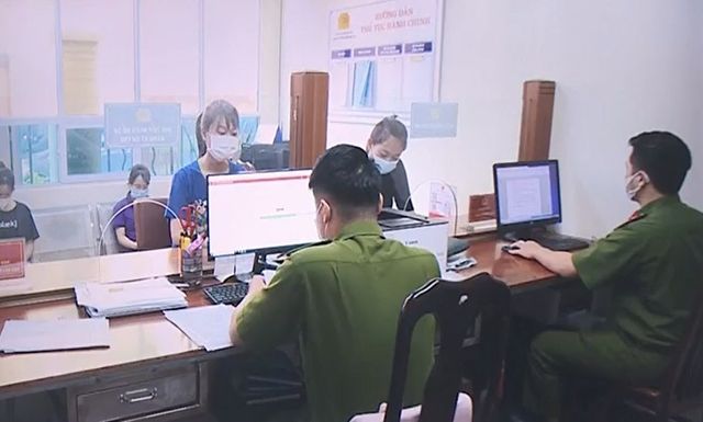 Hoàn thành tích hợp thông tin tiêm chủng vào thẻ căn cước công dân gắn chíp trong vài ngày tới - Ảnh 1.