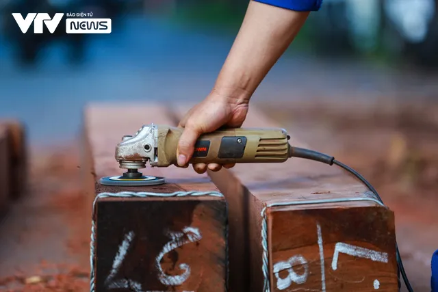 Cầu Long Biên đang được “khoác áo mới” - Ảnh 12. Cầu Long Biên đang được “khoác áo mới” - Ảnh 12.