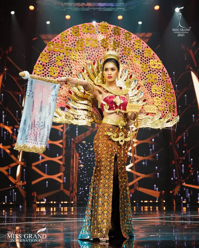 Những trang phục dân tộc càn quét Miss Grand International 2021 - Ảnh 3.