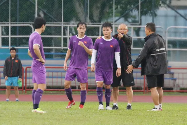 ĐT Việt Nam mặc màu áo màu đỏ khi gặp ĐT Malaysia tối nay - Ảnh 2. ĐT Việt Nam mặc màu áo màu đỏ khi gặp ĐT Malaysia tối nay - Ảnh 2.