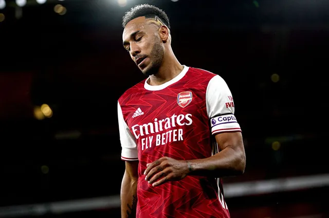 HLV Arteta nói gì sau khi tước băng đội trưởng của Aubameyang - Ảnh 1.