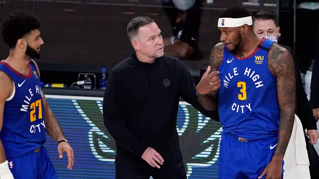 NBA đề xuất tiêm thêm 1 liều vaccine nữa cho các cầu thủ - Ảnh 1.