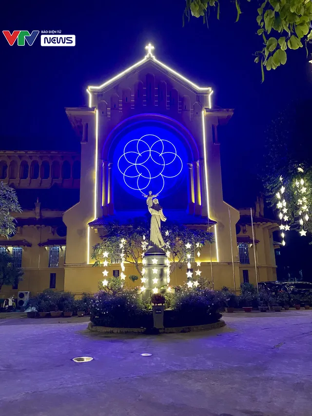 Các Nhà thờ tại Hà Nội trang hoàng đón Giáng sinh - Ảnh 13. Các Nhà thờ tại Hà Nội trang hoàng đón Giáng sinh - Ảnh 13.