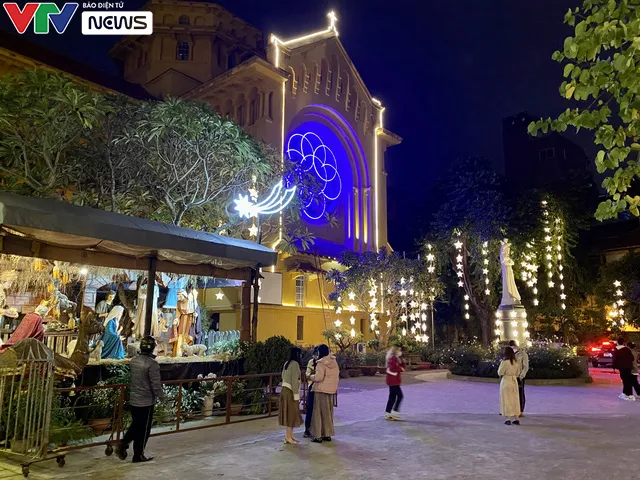 Các Nhà thờ tại Hà Nội trang hoàng đón Giáng sinh - Ảnh 17. Các Nhà thờ tại Hà Nội trang hoàng đón Giáng sinh - Ảnh 17.
