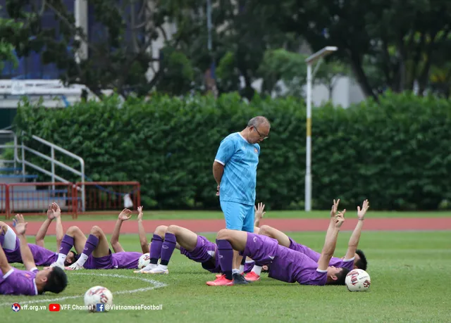 AFF Cup 2020 | ĐT Việt Nam có buổi tập quan trọng, sẵn sàng gặp Thái Lan - Ảnh 1.