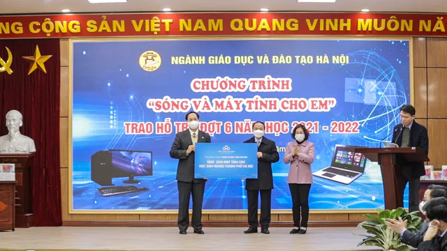 2.000 máy tính bảng kèm giải pháp học tập mobiEdu dành cho học sinh khó khăn - Ảnh 1.