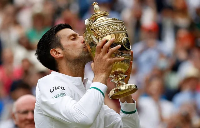 Novak Djokovic giành giải thưởng Ngôi sao thể thao của năm - Ảnh 1.