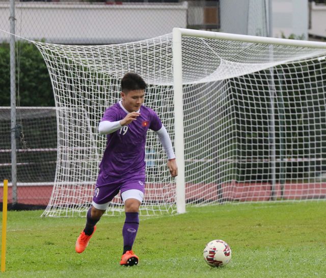 AFF Cup | 2 trụ cột của ĐT Việt Nam nhiều khả năng vắng mặt ở trận đấu ra quân - Ảnh 1.