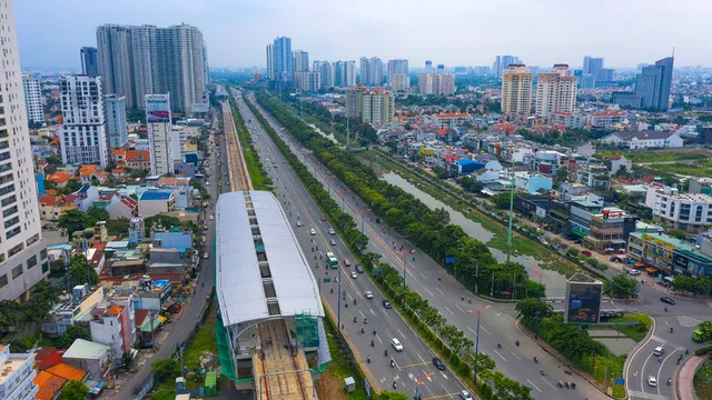 TP Hồ Chí Minh đặt mục tiêu tăng trưởng 6 - 6,5% trong năm 2022 - Ảnh 1.