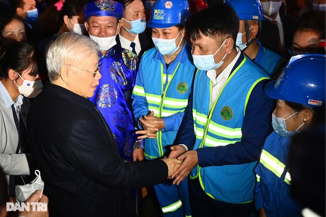 Tổng Bí thư, Chủ tịch nước Nguyễn Phú Trọng đến thăm và chúc Tết Đảng bộ, chính quyền và nhân dân thành phố Hà Nội - Ảnh 8.