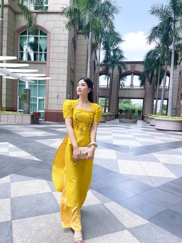 Đỗ Thị Hà và dàn Hoa hậu diện áo dài đầu xuân, ai cũng xinh đẹp ngút ngàn - Ảnh 11. Đỗ Thị Hà và dàn Hoa hậu diện áo dài đầu xuân, ai cũng xinh đẹp ngút ngàn - Ảnh 11.
