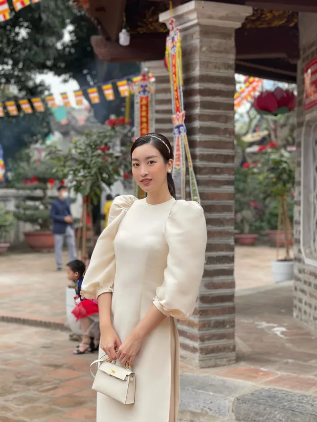 Đỗ Thị Hà và dàn Hoa hậu diện áo dài đầu xuân, ai cũng xinh đẹp ngút ngàn - Ảnh 3. Đỗ Thị Hà và dàn Hoa hậu diện áo dài đầu xuân, ai cũng xinh đẹp ngút ngàn - Ảnh 3.