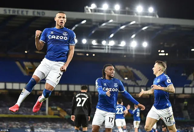 Everton 1-3 Manchester City: Man City xây chắc ngôi đầu - Ảnh 2.