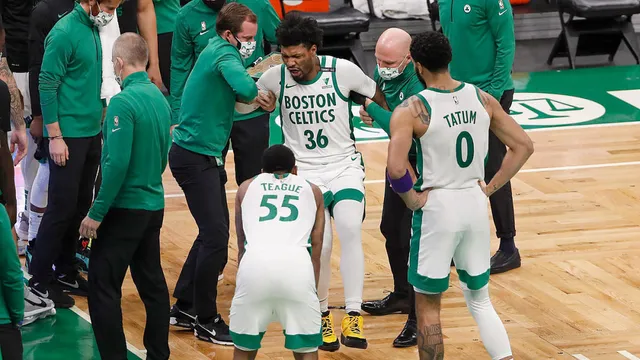 Boston Celtics nhận tin dữ về chấn thương của Marcus Smart - Ảnh 1. Boston Celtics nhận tin dữ về chấn thương của Marcus Smart - Ảnh 1.