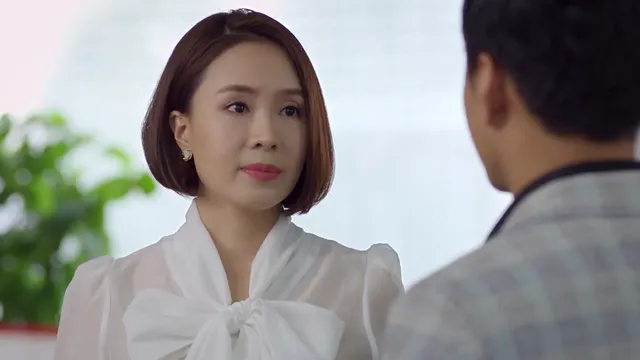 Đã mắt với hàng trăm set đồ sang chảnh của Hồng Diễm trong Hướng dương ngược nắng - Ảnh 12. Đã mắt với hàng trăm set đồ sang chảnh của Hồng Diễm trong Hướng dương ngược nắng - Ảnh 12.