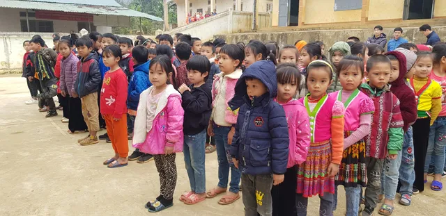 Món quà ý nghĩa cho các học sinh vùng cao dịp Tết Tân Sửu - Ảnh 2. Món quà ý nghĩa cho các học sinh vùng cao dịp Tết Tân Sửu - Ảnh 2.