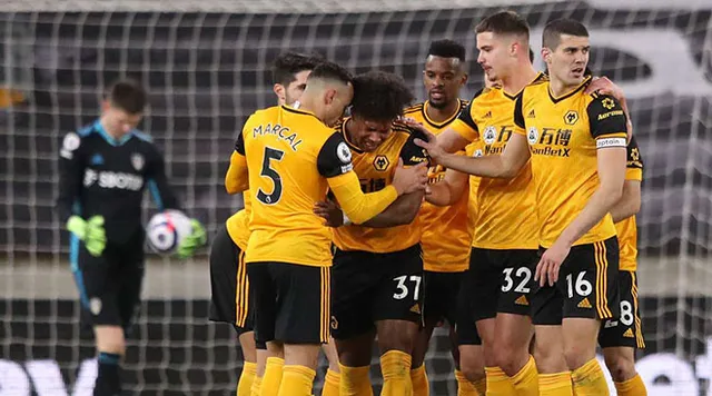 Wolverhampton 1-0 Leeds United: Bàn phản lưới đáng tiếc - Ảnh 1.