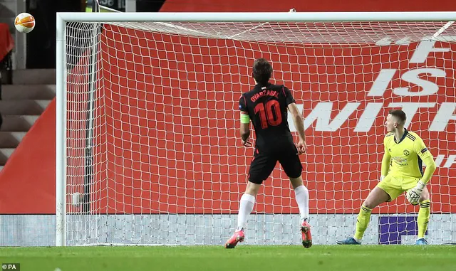 Manchester United 0-0 Real Sociedad: Man Utd vào vòng 1/8 Europa League - Ảnh 2.