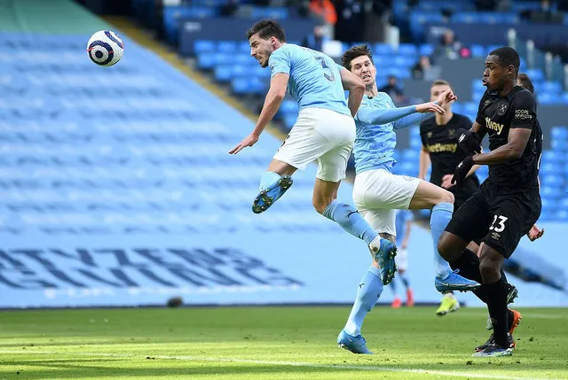 Man City 2-1 West Ham: John Stones sắm vai người hùng - Ảnh 1.