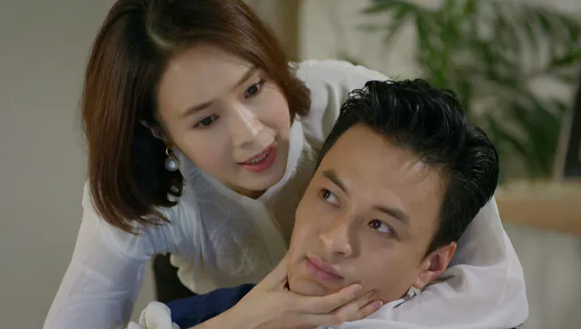 Đã mắt với hàng trăm set đồ sang chảnh của Hồng Diễm trong Hướng dương ngược nắng - Ảnh 9. Đã mắt với hàng trăm set đồ sang chảnh của Hồng Diễm trong Hướng dương ngược nắng - Ảnh 9.