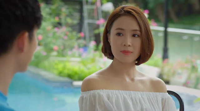 Đã mắt với hàng trăm set đồ sang chảnh của Hồng Diễm trong Hướng dương ngược nắng - Ảnh 18. Đã mắt với hàng trăm set đồ sang chảnh của Hồng Diễm trong Hướng dương ngược nắng - Ảnh 18.