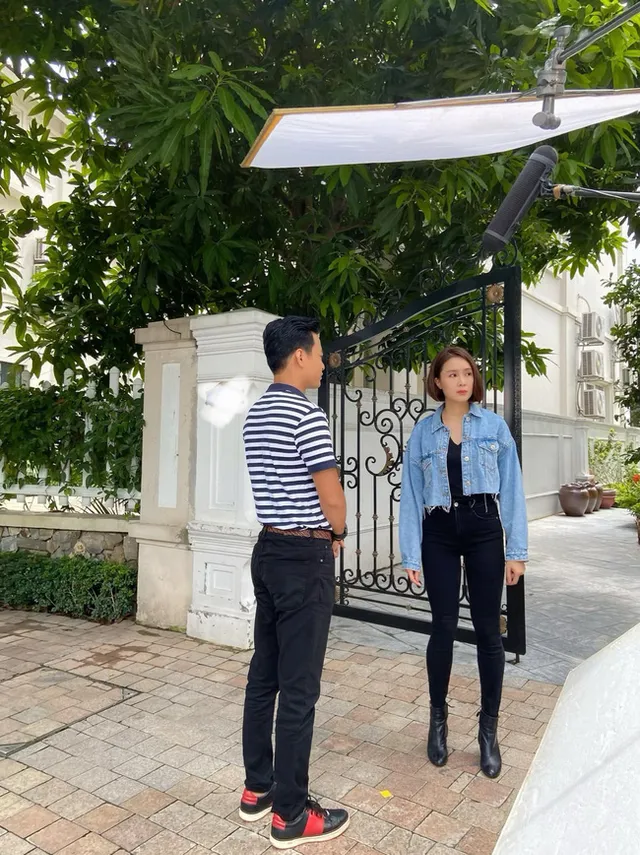 Đã mắt với hàng trăm set đồ sang chảnh của Hồng Diễm trong Hướng dương ngược nắng - Ảnh 27. Đã mắt với hàng trăm set đồ sang chảnh của Hồng Diễm trong Hướng dương ngược nắng - Ảnh 27.